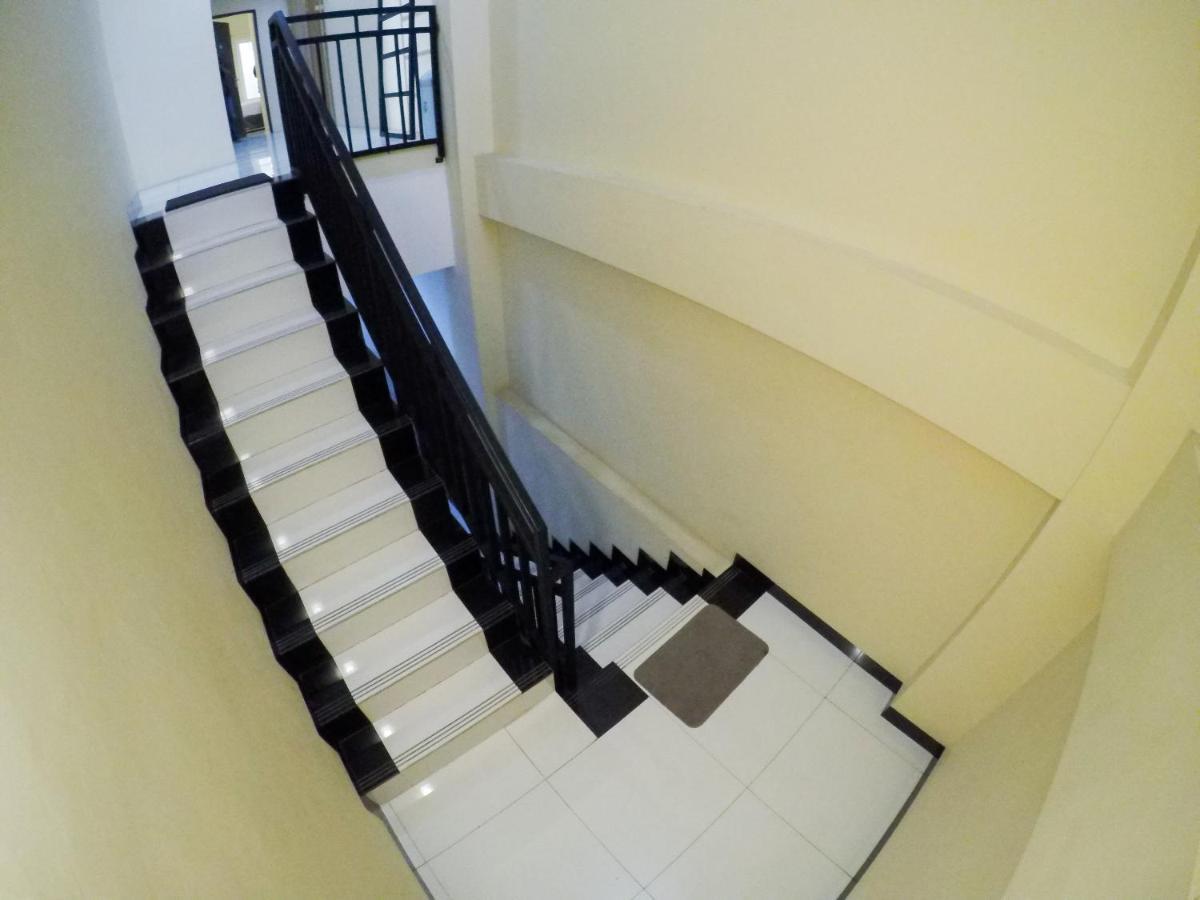 City Residence Kutai 32 Surabaya Exterior photo